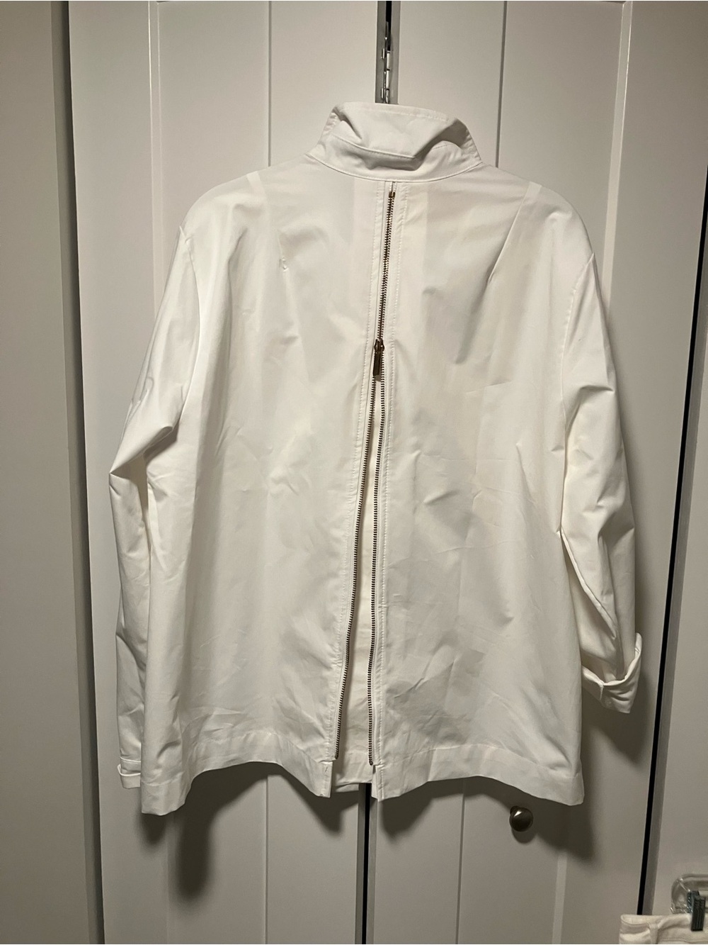 White Zip-Back Lightweight Blouse